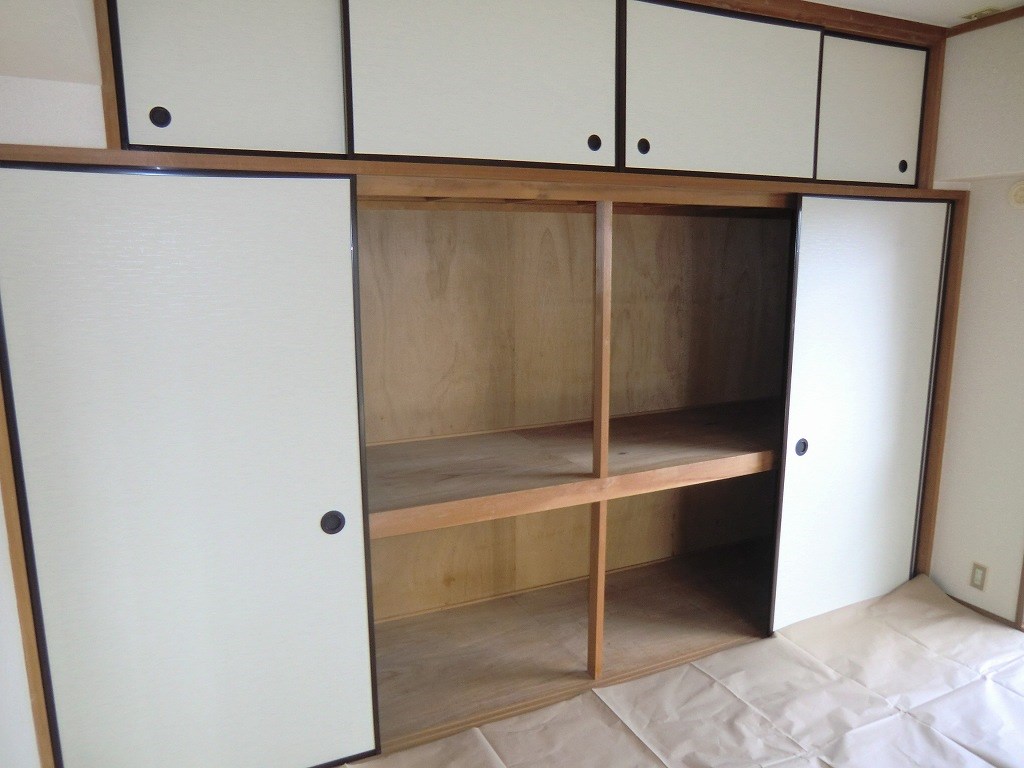 収納　※別号室の写真になります。