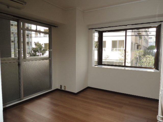 居室・リビング　写真は同マンションの別のお部屋のものです