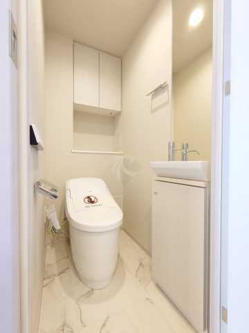 トイレ　ザ・パークハビオ新高円寺