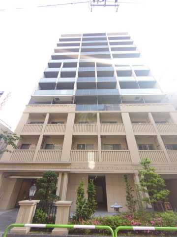 建物外観　CASA EST CORTA