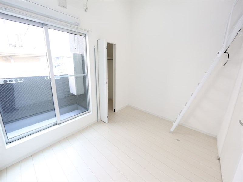 その他部屋・スペース　洋室6.1帖　ロフト4.8帖（収納でも使えます）