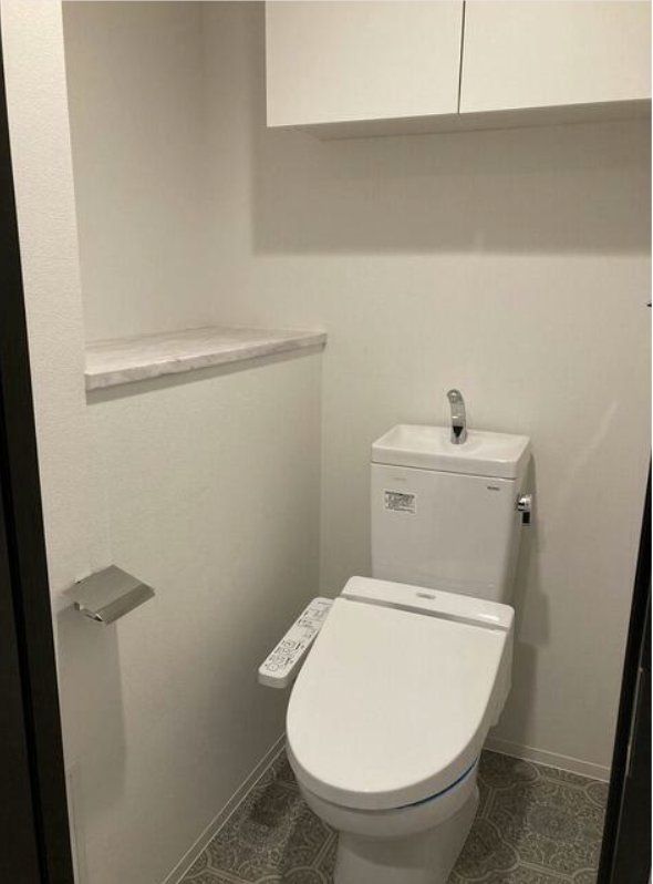 トイレ　トイレ