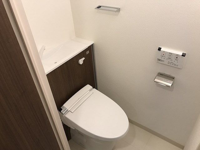 トイレ　※別部屋のお写真になります