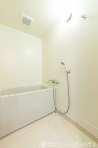 バス・シャワールーム　退去予定の為現状を優先します。