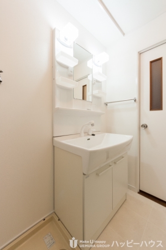 洗面設備　退去予定の為現状を優先します。