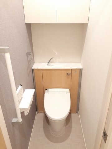 トイレ　コンパクトで使いやすいトイレです