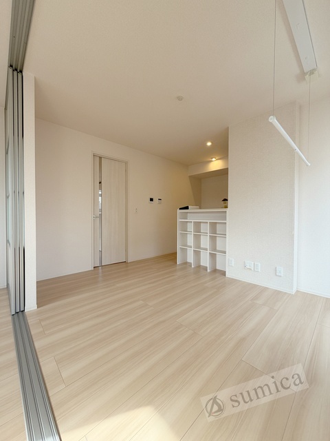 居室・リビング　使い勝手のいいリビングですね♪♪