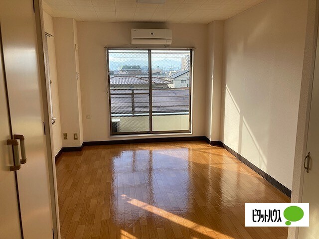 居室・リビング　他のお部屋のお写真です