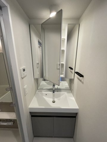 洗面設備　アーバネックス新町　独立洗面台