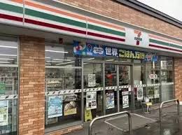 コンビニ　セブンイレブン札幌曙2条店（コンビニ）まで622m