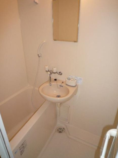 バス・シャワールーム　バストイレ別♪