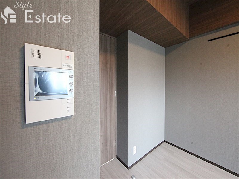 セキュリティ　モニター付きインターホン