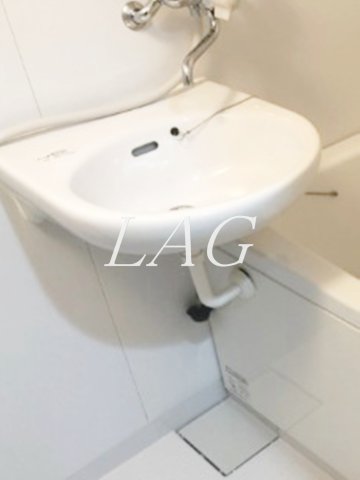 洗面設備　洗面台です。