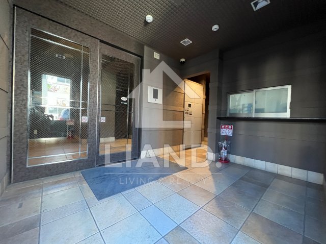 エントランス　レジディア天神南