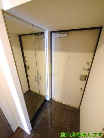 玄関　エステムプラザ市谷外濠公園