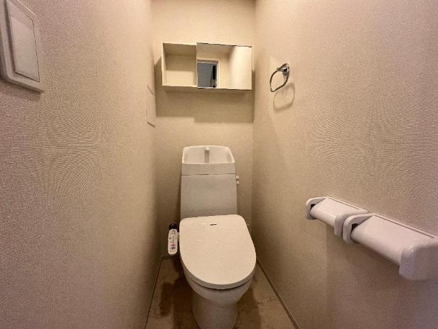 トイレ　シャワー付トイレ（イメージ）