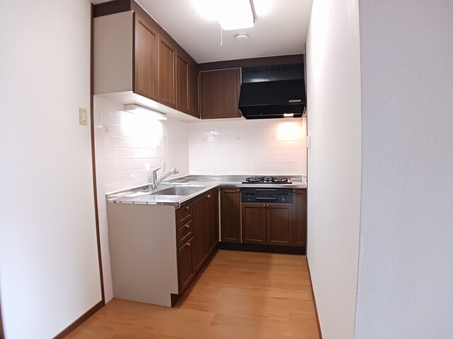 キッチン　おしゃれなL字キッチンです♪