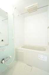 バス・シャワールーム　302号室浴室