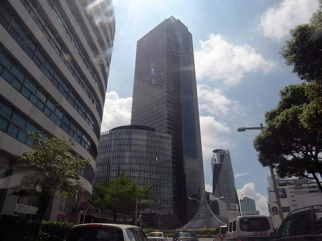 ショッピングセンター　ミッドランド スクエア (ショッピングセンター)（ショッピングセンター）まで880m