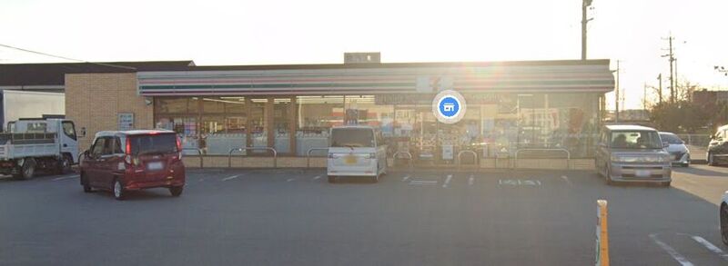 コンビニ　セブンイレブン松阪大津町店（コンビニ）まで364m