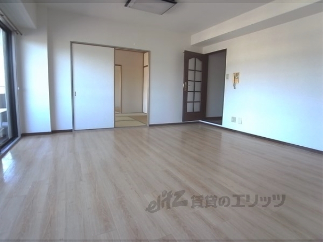 居室・リビング　リビング