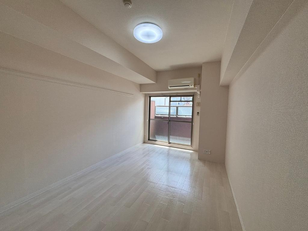 居室・リビング　セジュール上飯田  (写真間取り反転タイプ)