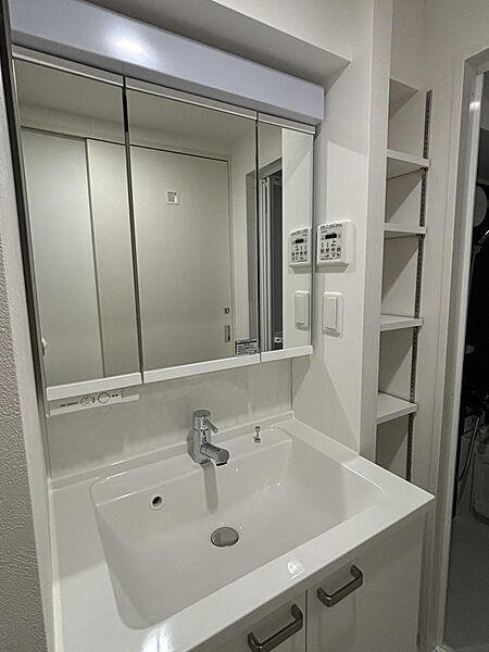 洗面設備　弊社は都内全域の物件をご紹介可能です！