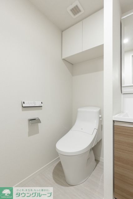 トイレ　Bタイプ2023年2月撮影同タイプ102号室の写真です。