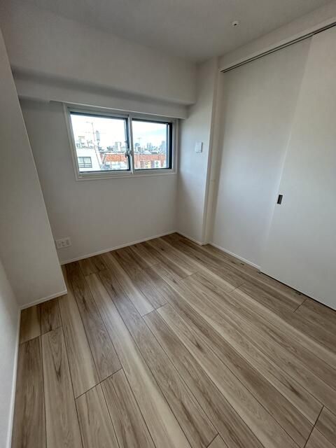 その他設備　■洋室5.6■エアコン