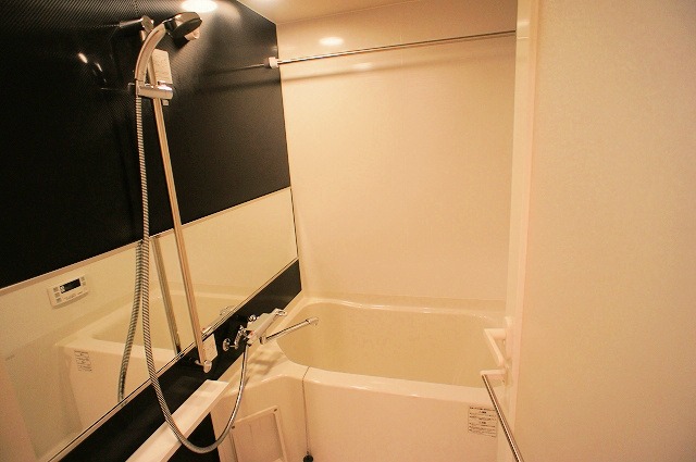 バス・シャワールーム　別号室