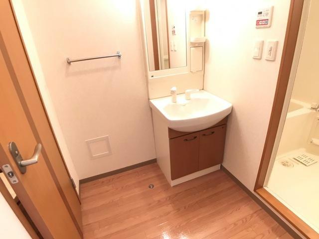 洗面設備　独立洗面台