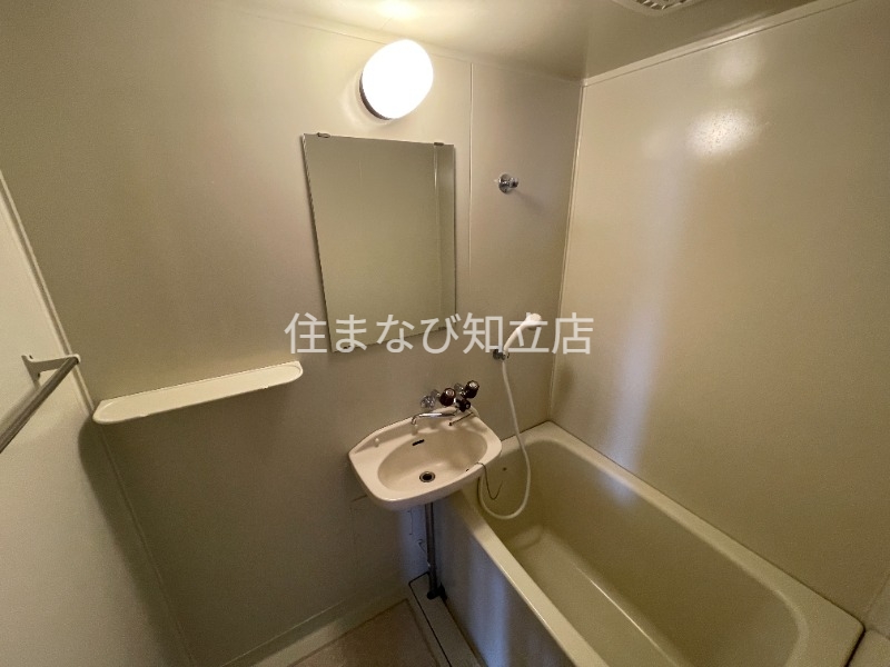 洗面設備　同型別部屋写真