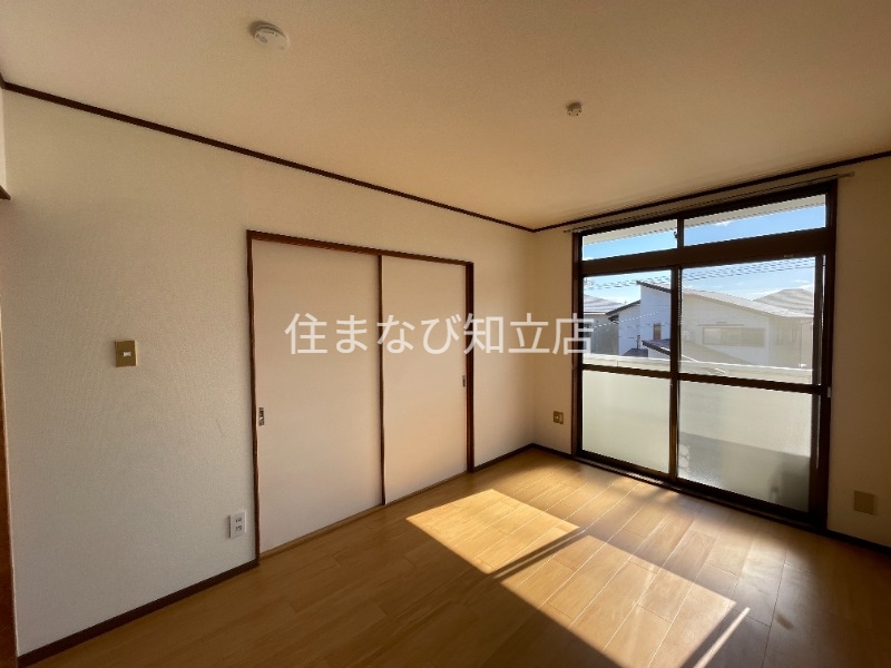 居室・リビング　同型別部屋写真