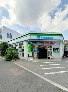 コンビニ　ファミリーマート西落合3丁目店（コンビニ）まで209m