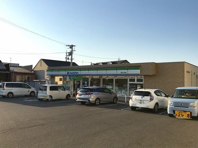 コンビニ　ファミリーマート豊田丸山南店（コンビニ）まで474m