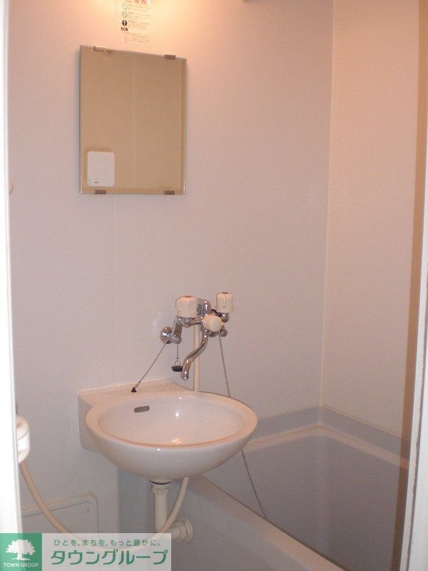 バス・シャワールーム　浴室乾燥機付き