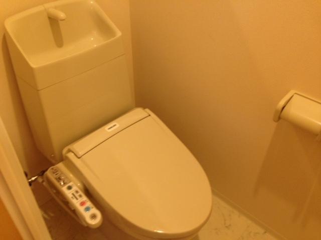 トイレ　シャワー付トイレ