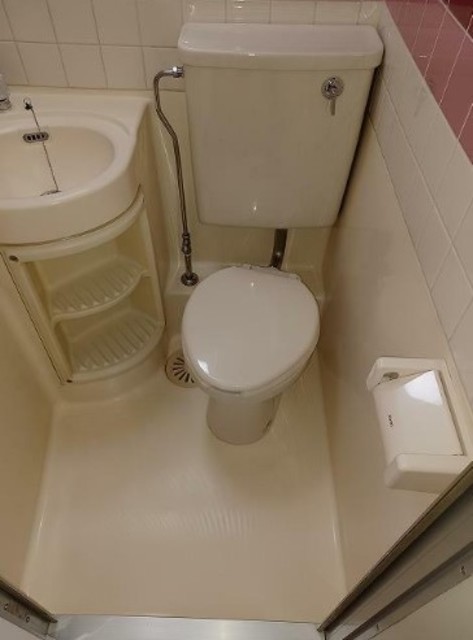 トイレ　トイレ