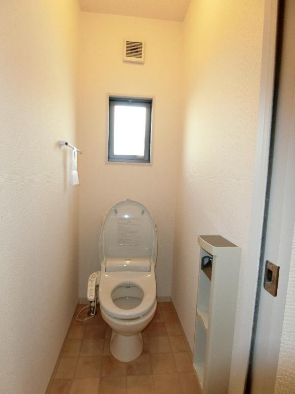 トイレ　トイレ