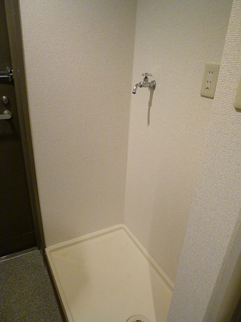 その他設備　洗濯機置場