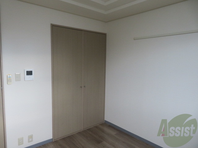 収納　ここにクローゼットがあります。収納があると部屋が広く使えます