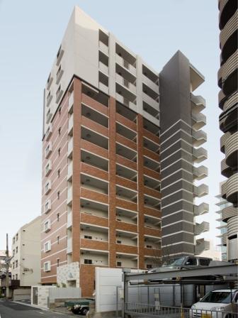 建物外観　外壁は人気のレンガ調タイルです。