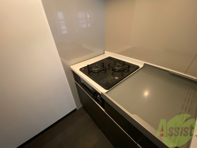 その他設備　システムキッチン完備で２口ついているので料理もできます！