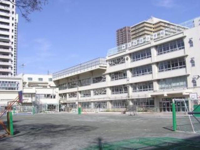 小学校　江東区立元加賀小学校（小学校）まで246m