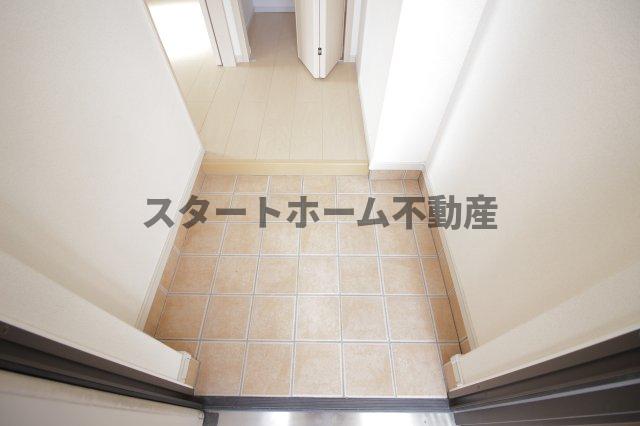 玄関　落ち着いた玄関です