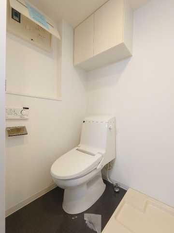 トイレ　※別部屋の参考写真です。