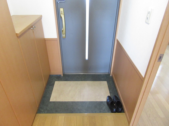 玄関　同施工モデル写真