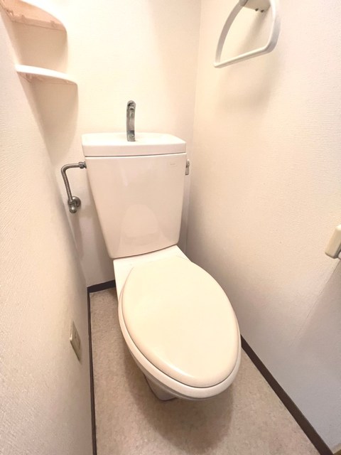 トイレ　同仕様参考写真