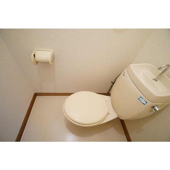 トイレ　トイレもきれいです