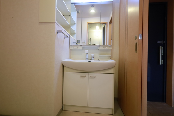 洗面設備　※別部屋の写真です